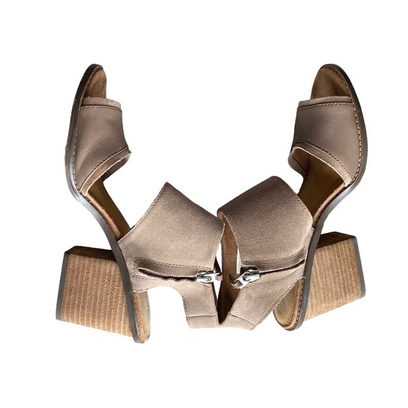 Toms Beige Suede Block Heeled Side Zip Ankle Strap Sandals - Picture 7 of 12